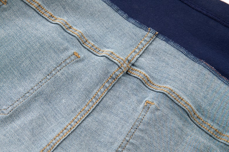 Flare-Fit Maternity Jeans – Gentle Sculpt Support