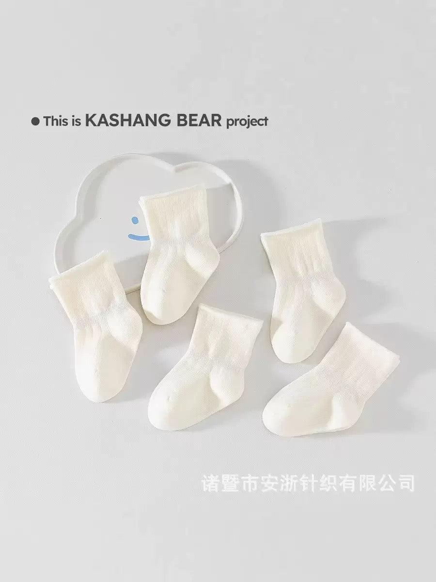 White Cotton socks