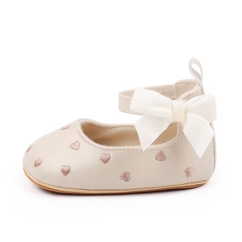 Baby girl shoe