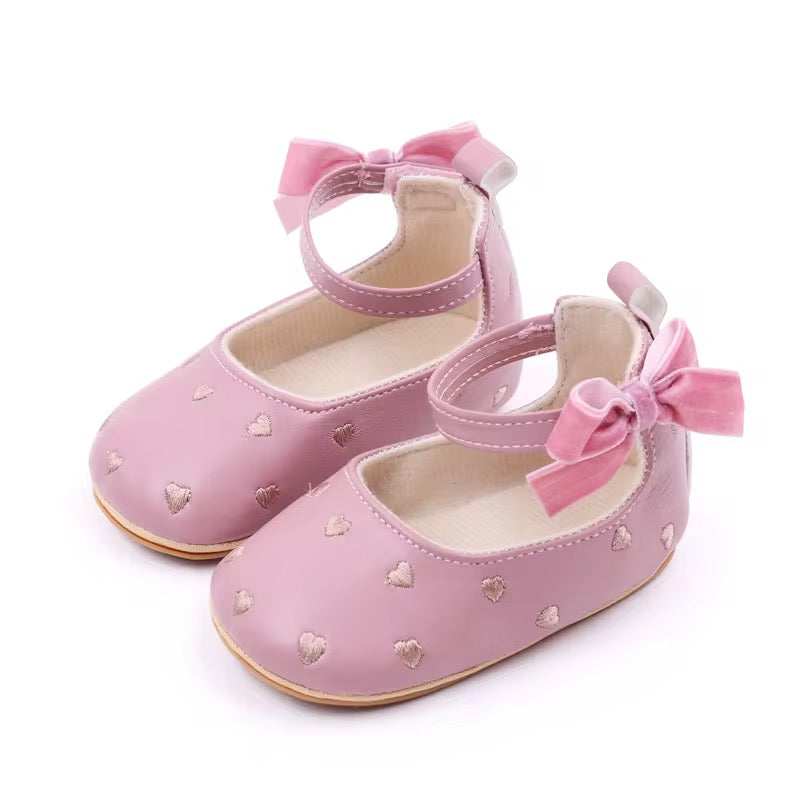 Baby girl shoe
