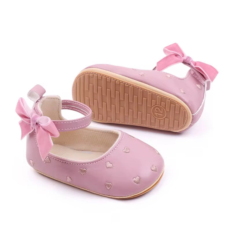 Baby girl shoe