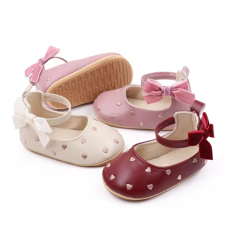 Baby girl shoe
