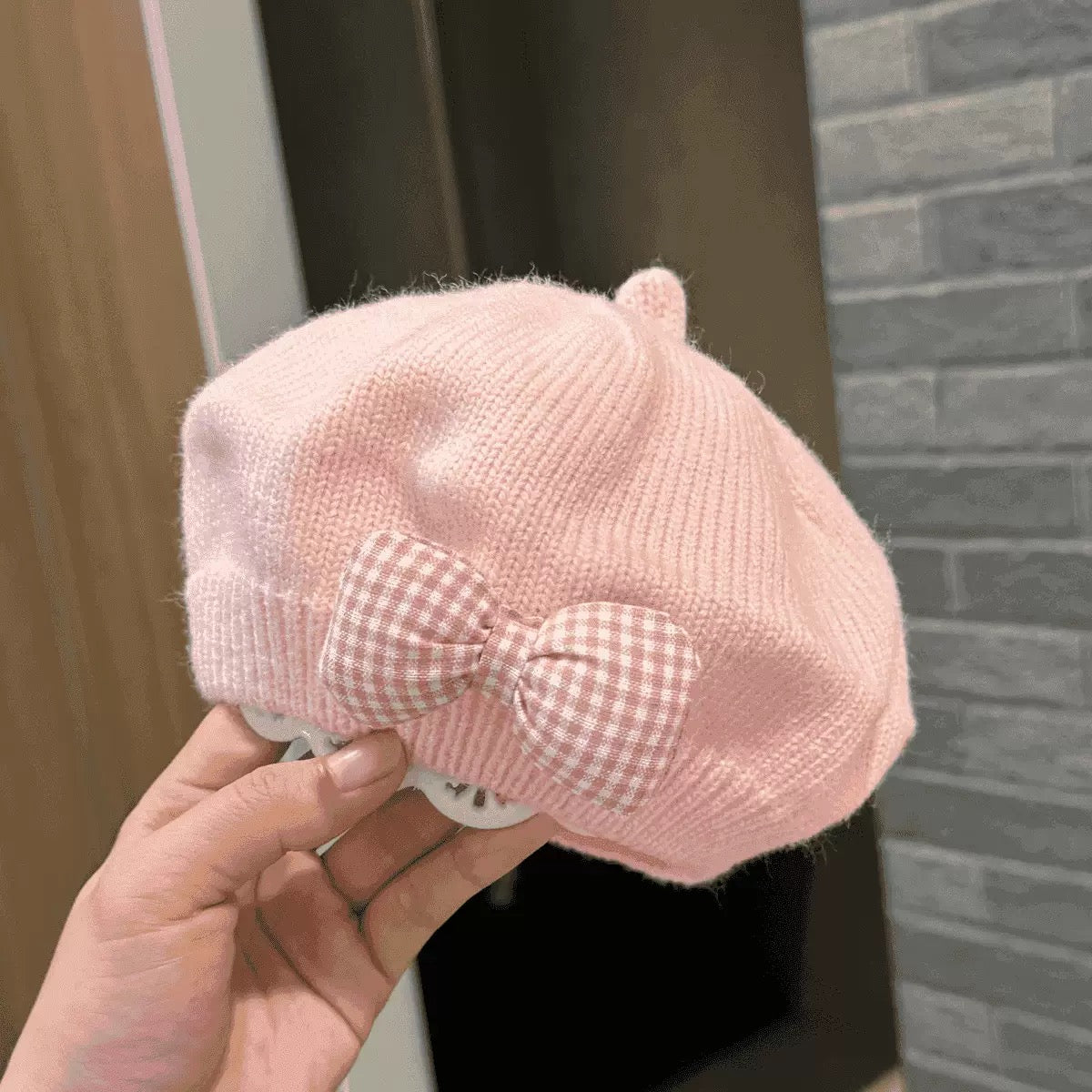 Woolen Berret with Bow